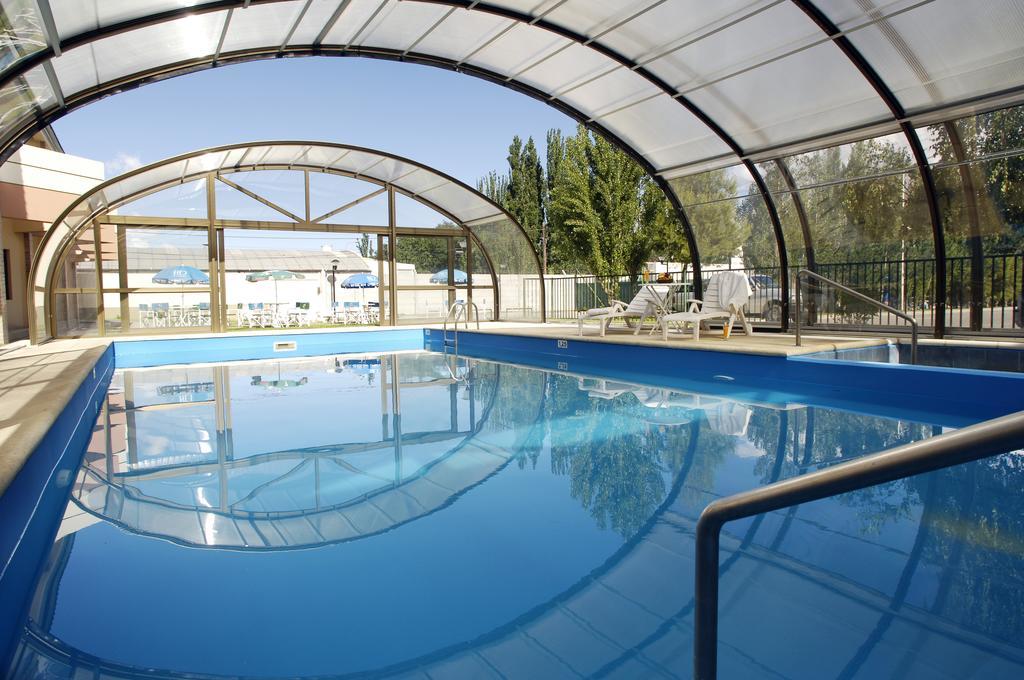 Land Express Neuquen Hotel Exterior photo